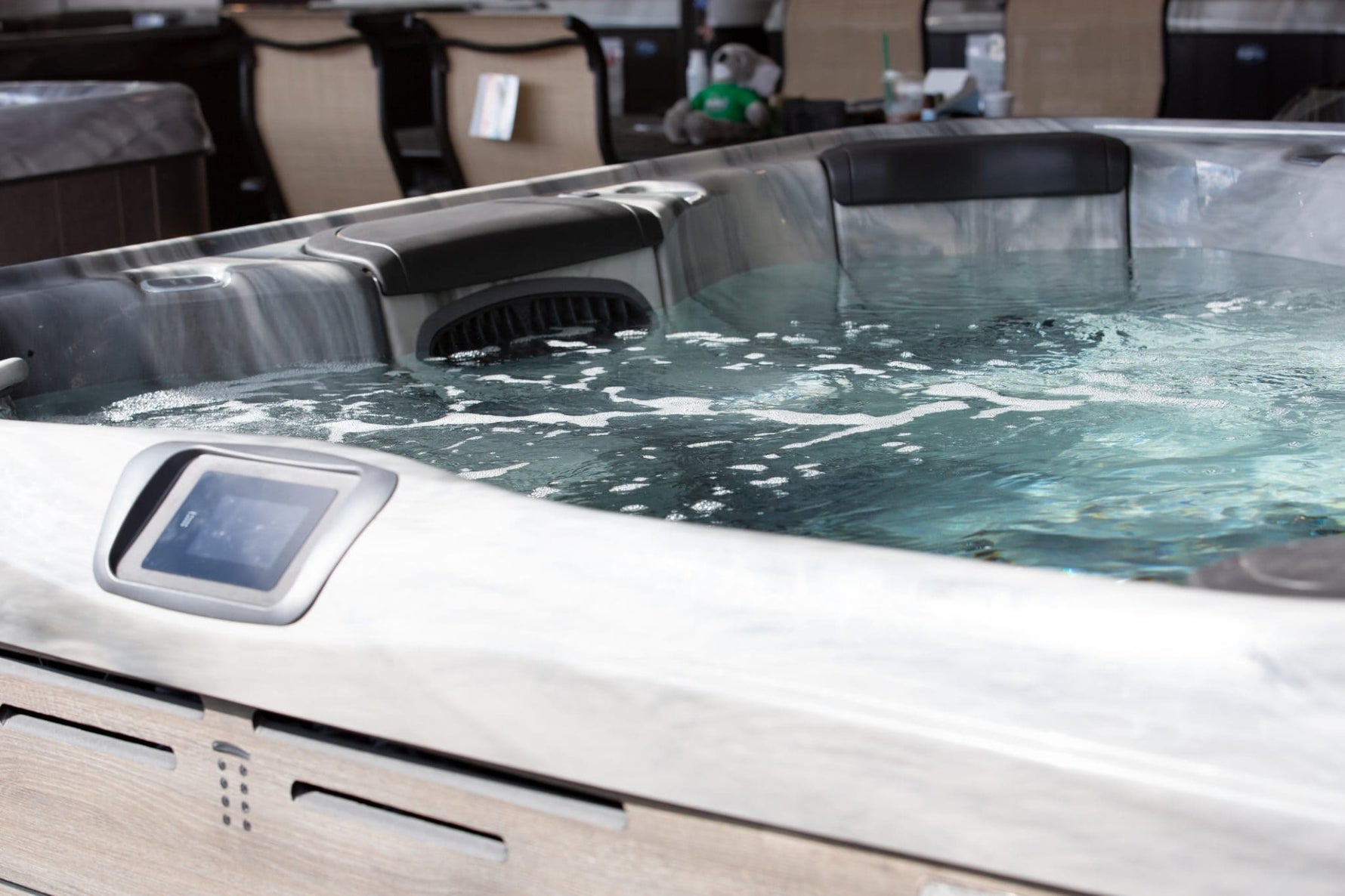 Spa vs Hot Tub: What Is the Actual Difference